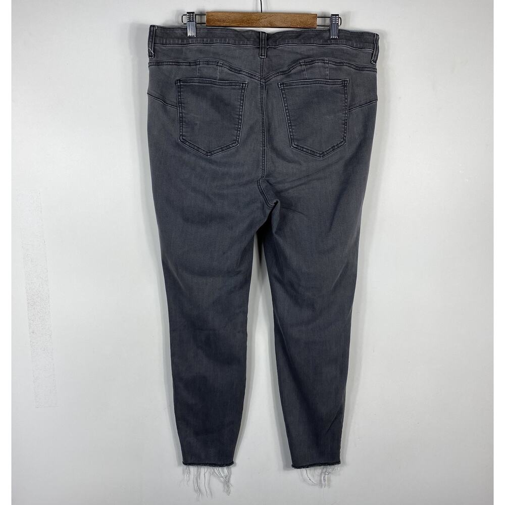 Torrid Size 18 Button Fly Bombshell Skinny Jeans … - image 2